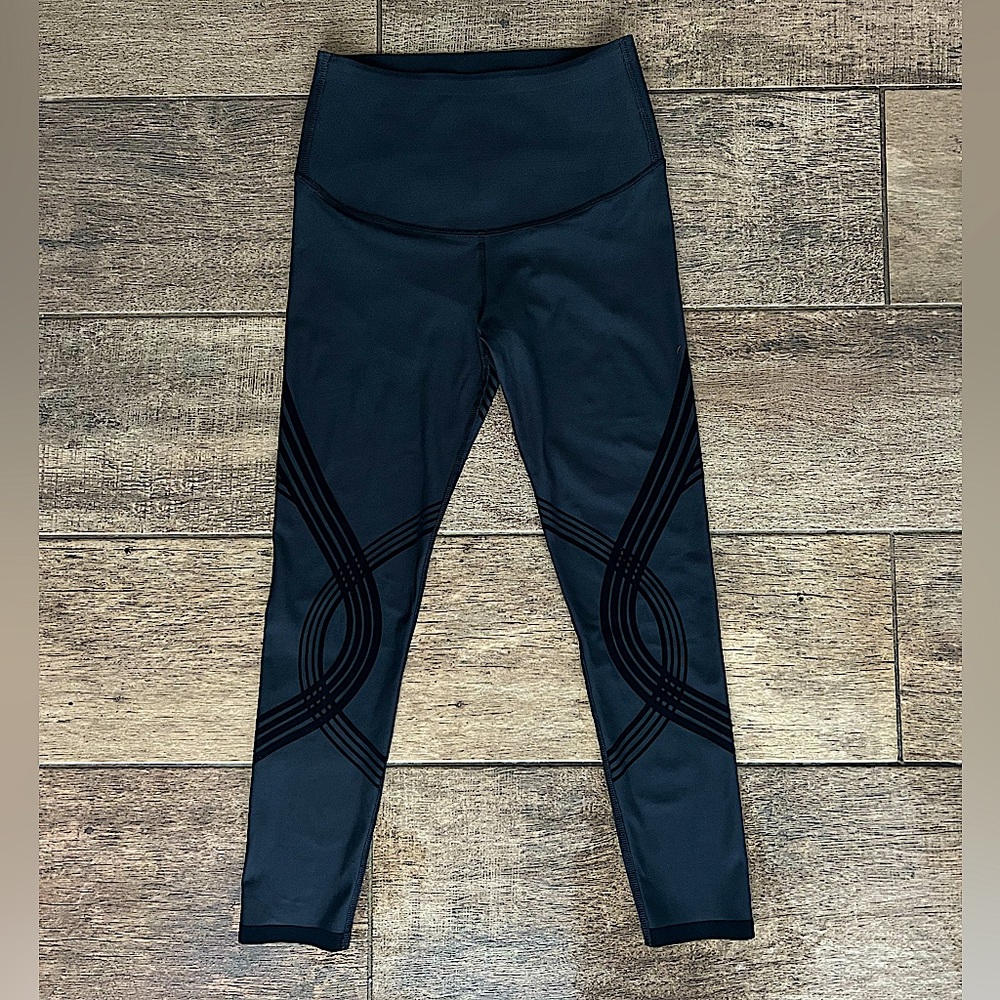 Fanka Body Sculpt Compression Reversible Tummy Control 7/8 Leggings Yoga Small